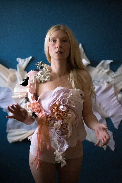 ionnalee official press photo 007